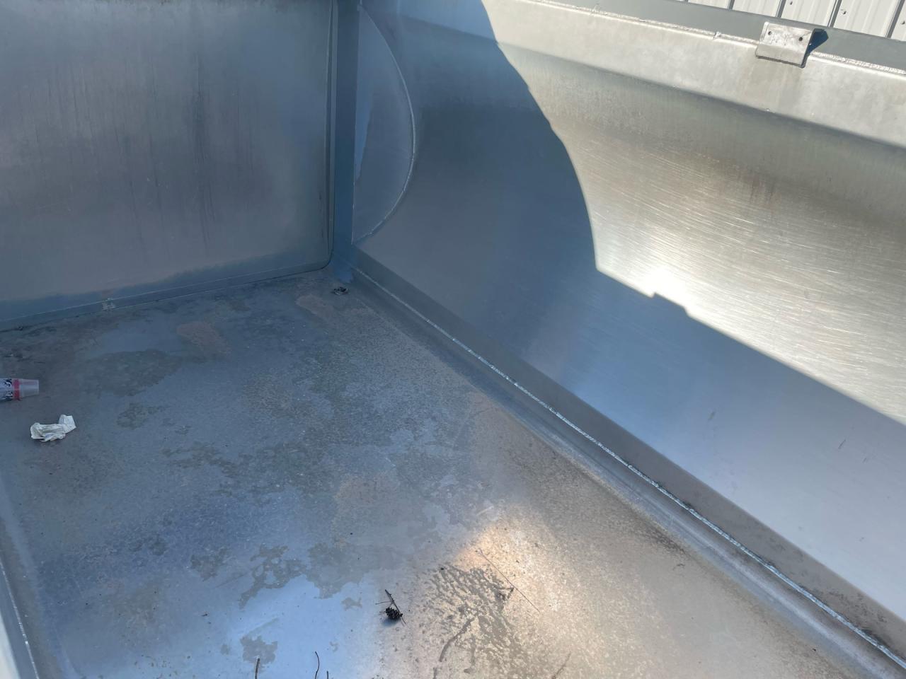 Lot #3273829406 2011 COLUMBIA TANDE-BPUP