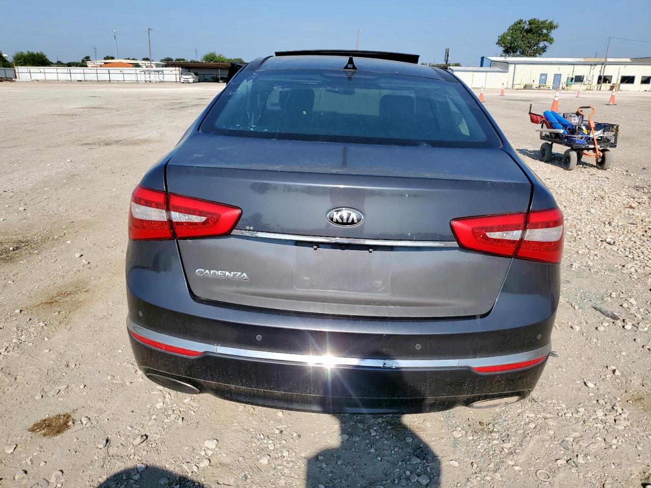 KIA CADENZA PREMIUM