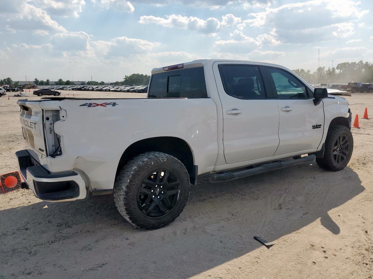 CHEVROLET SILVERADO K1500 RST