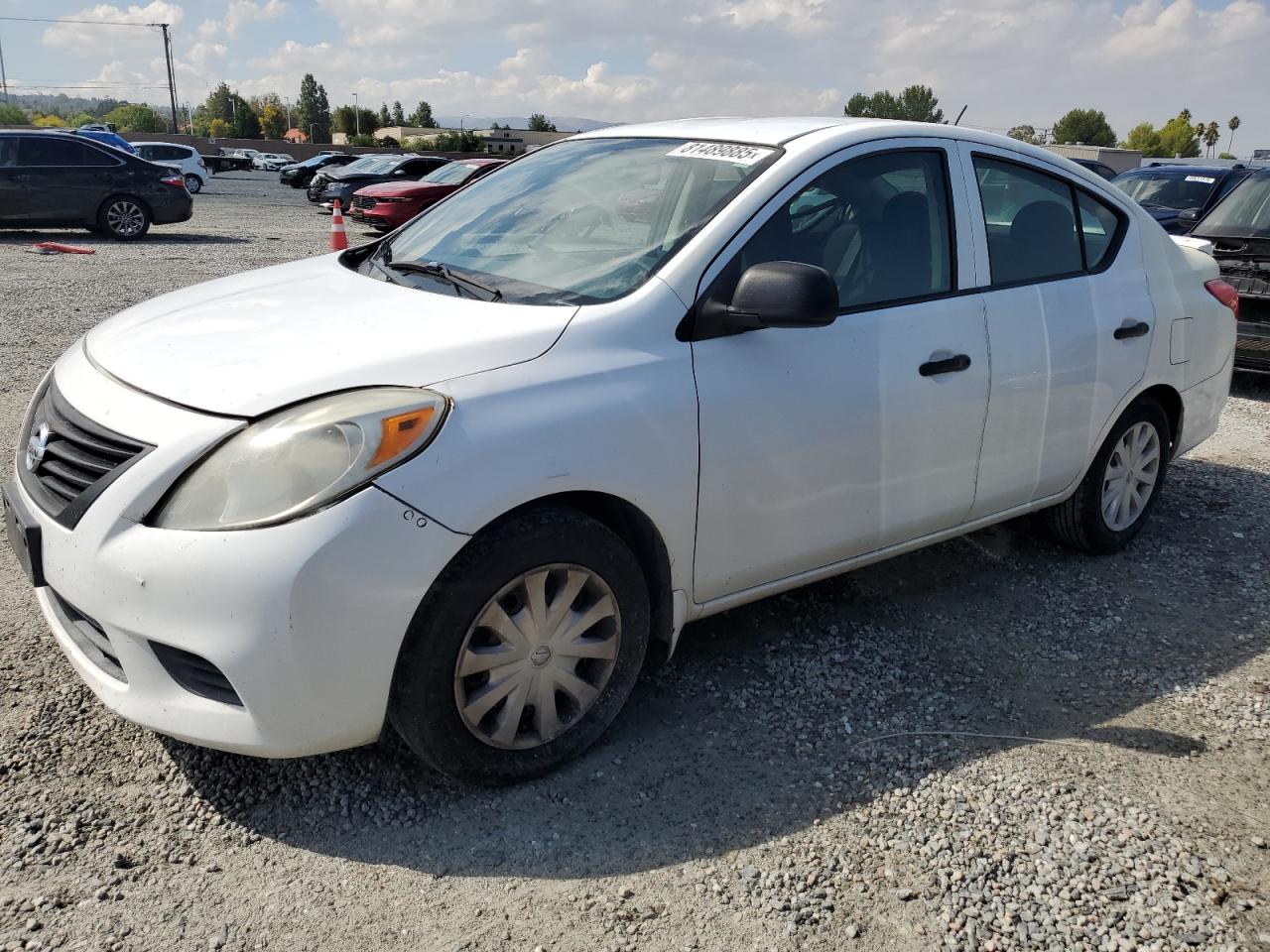NISSAN VERSA S