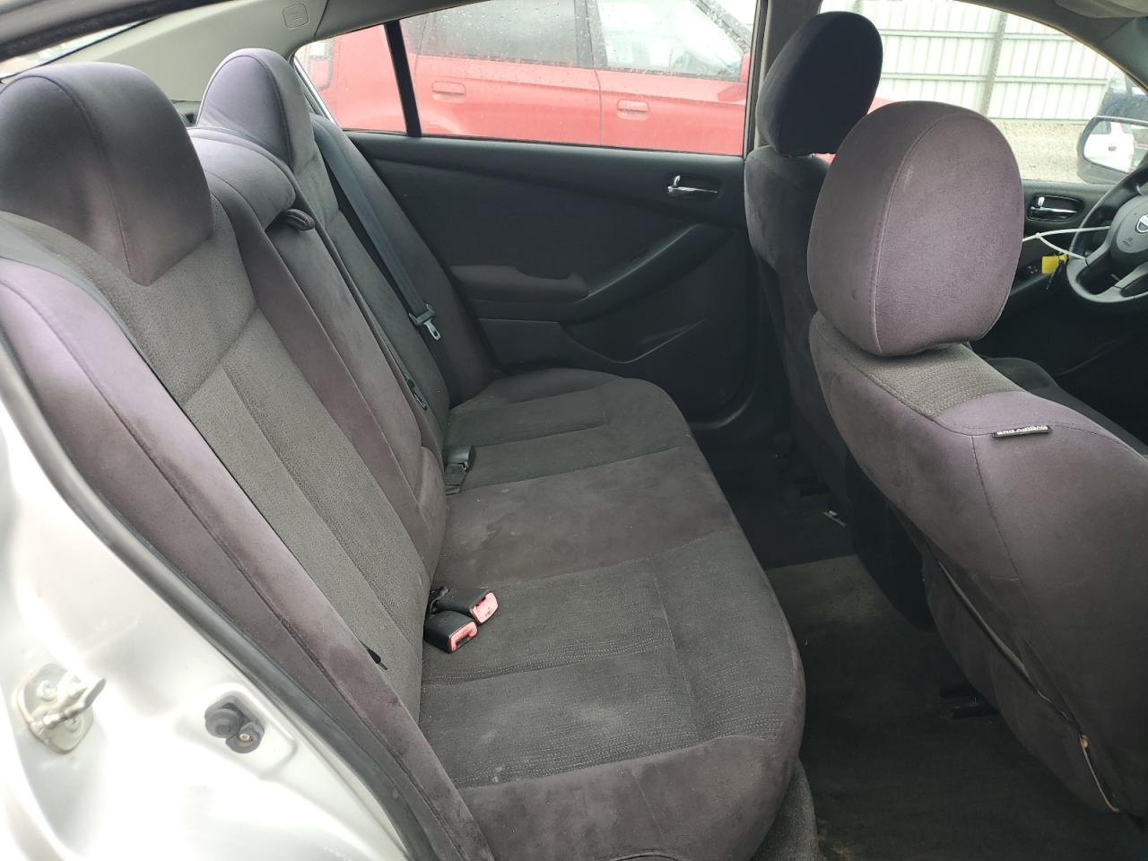 NISSAN ALTIMA BASE