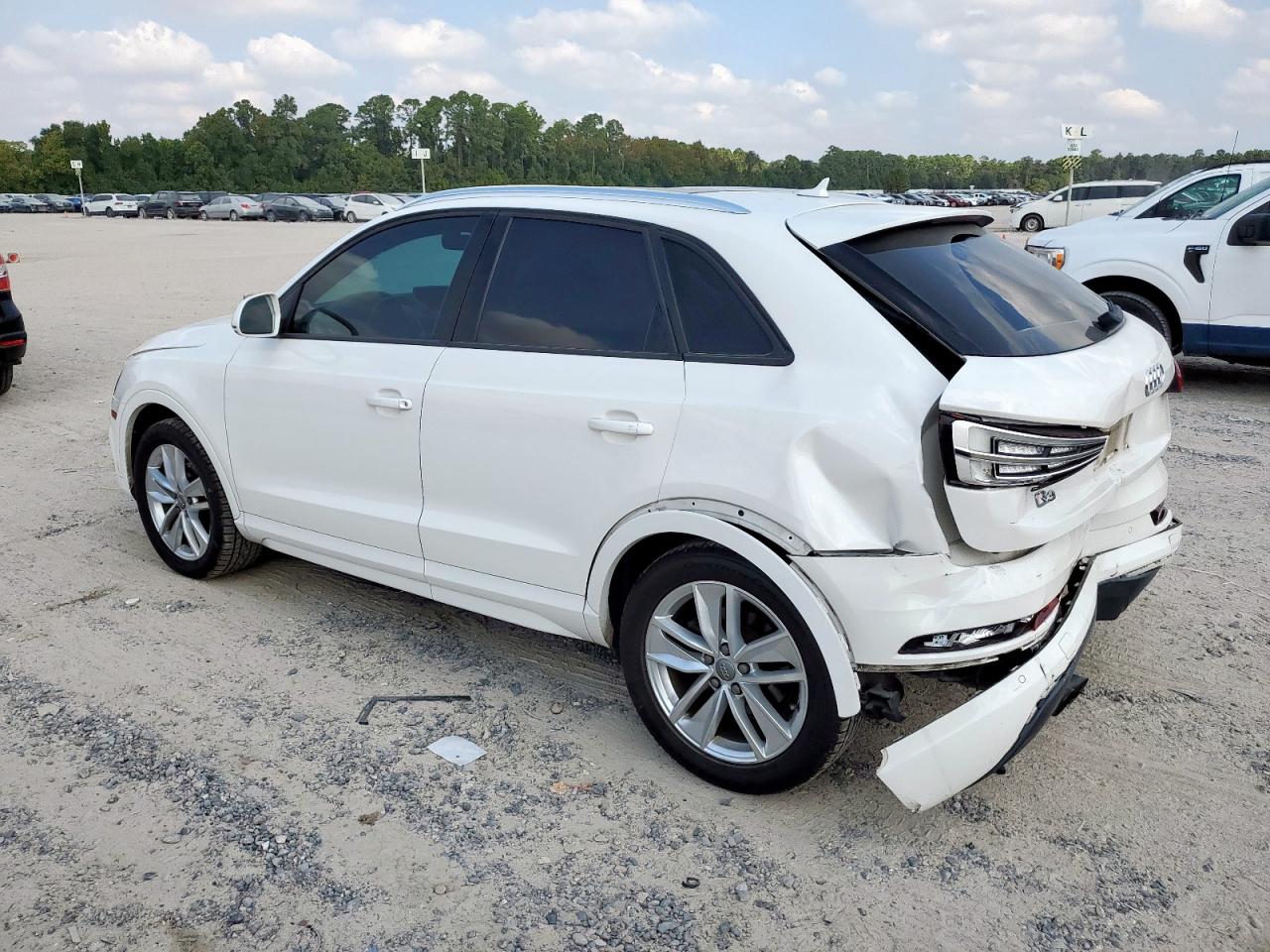 AUDI Q3 PREMIUM