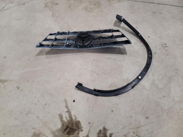 2011 MERCEDES-BENZ B200 - WDDFH3DB7BJ704568