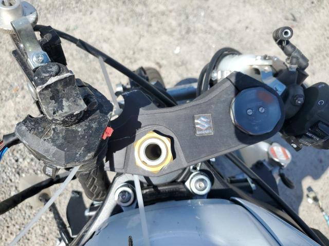 2025 SUZUKI GSX-R600 #3285650278