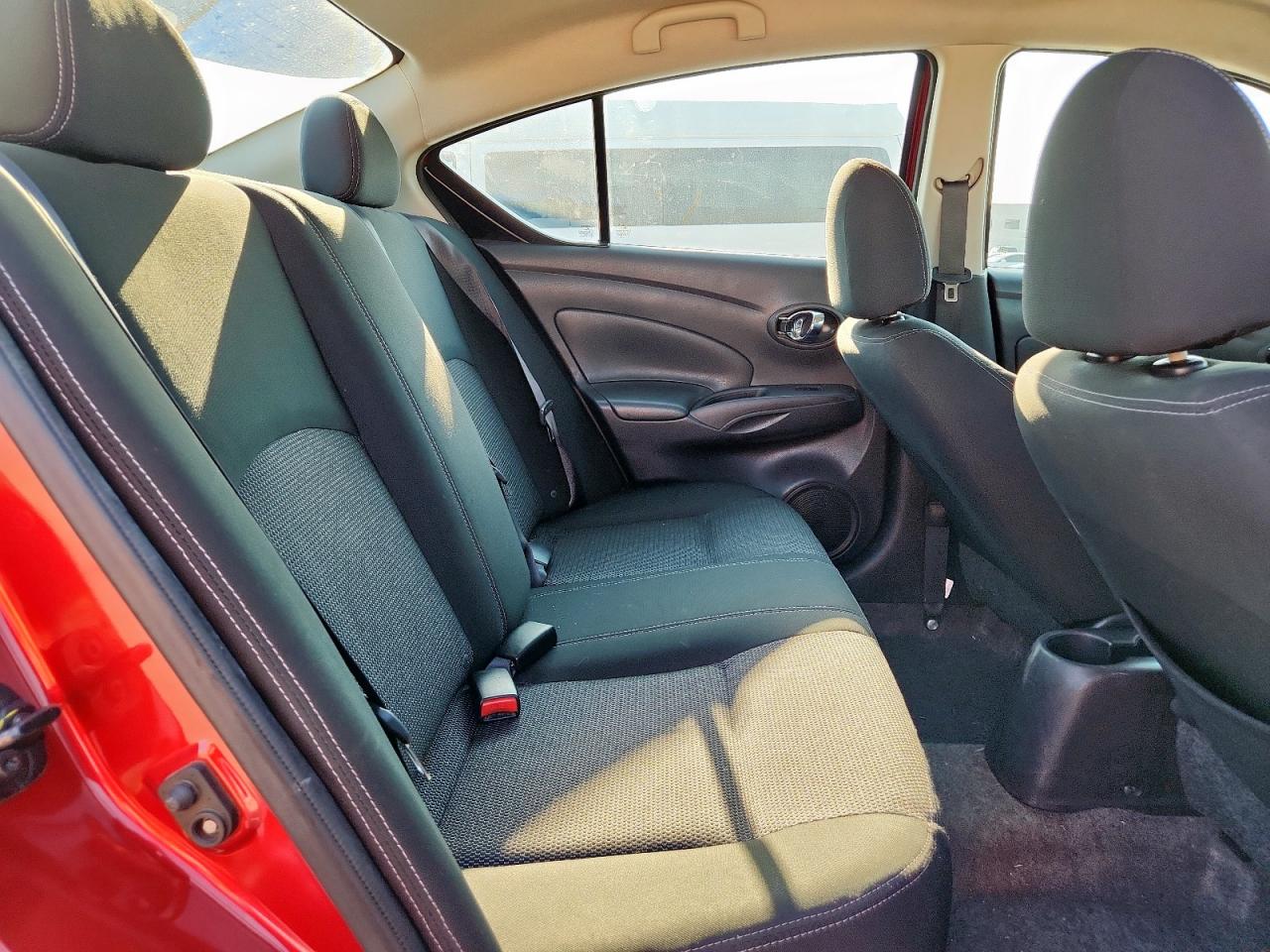 Lot #3290350807 2019 NISSAN VERSA