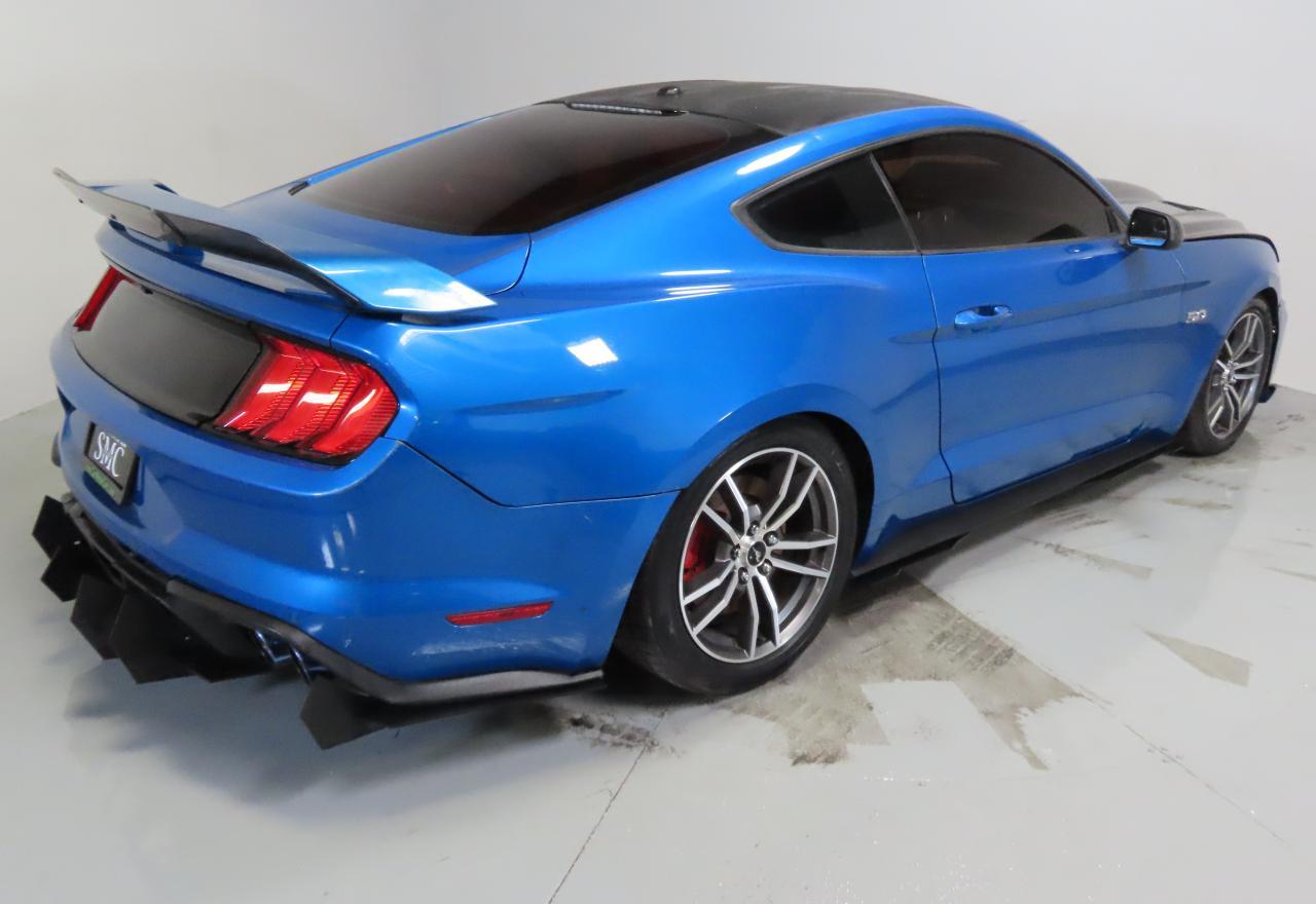 FORD MUSTANG GT