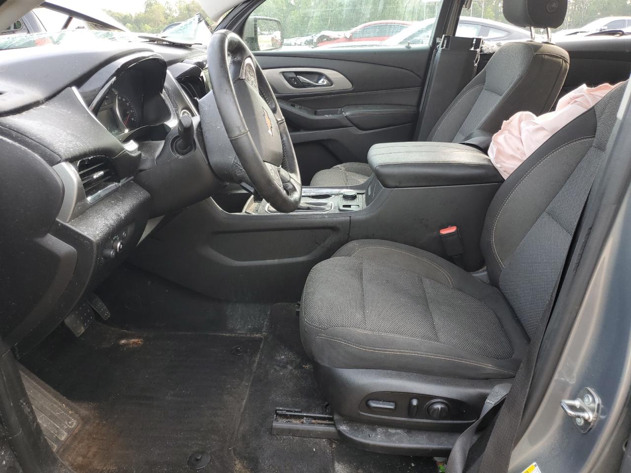 CHEVROLET TRAVERSE LT