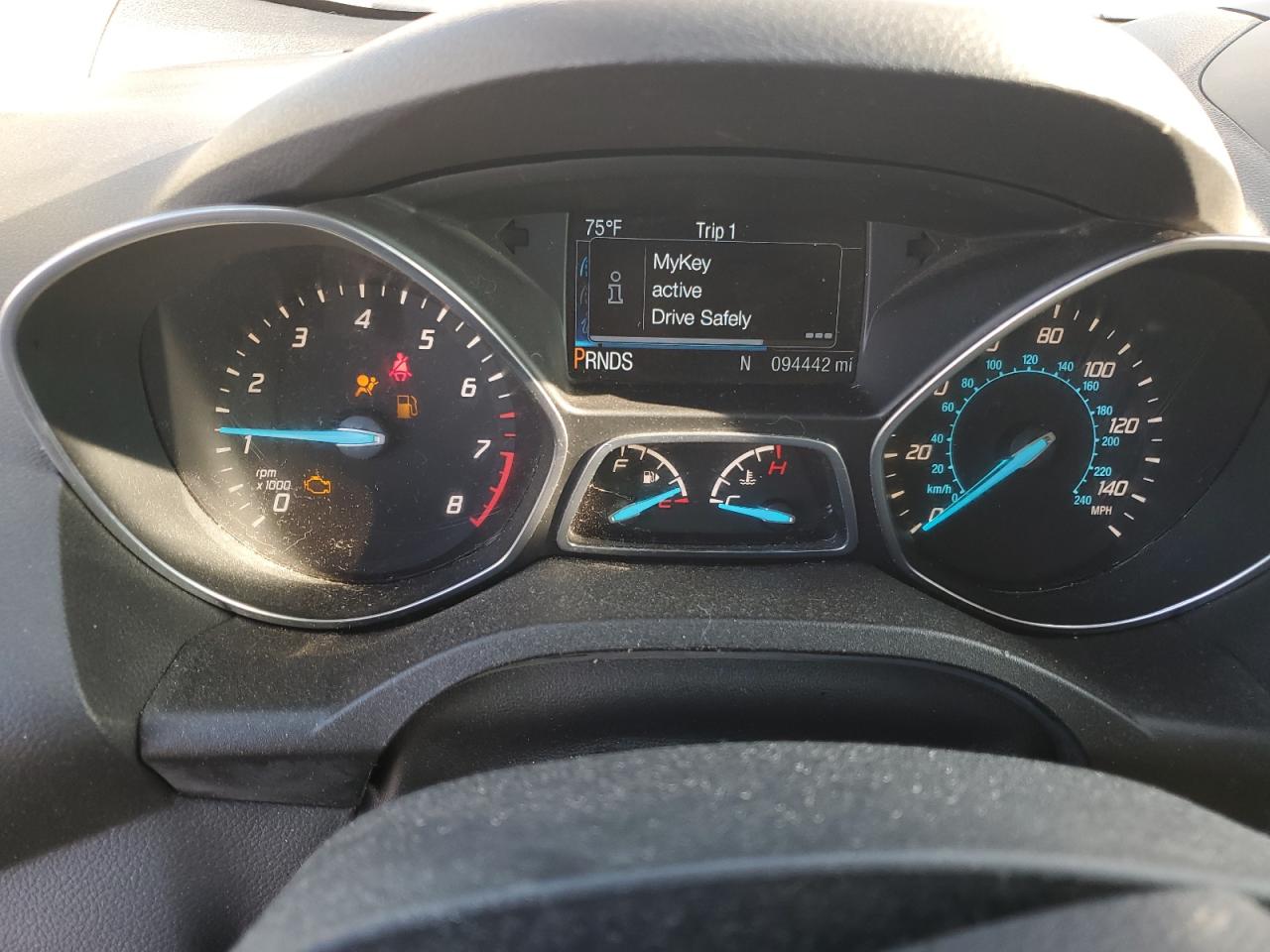 FORD ESCAPE TITANIUM