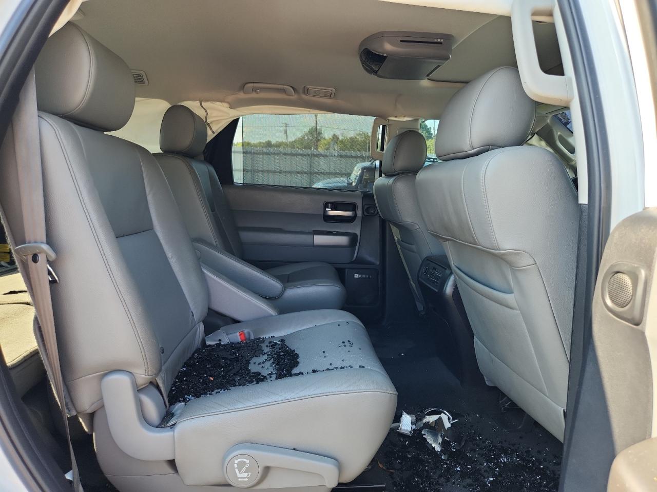 TOYOTA SEQUOIA LIMITED