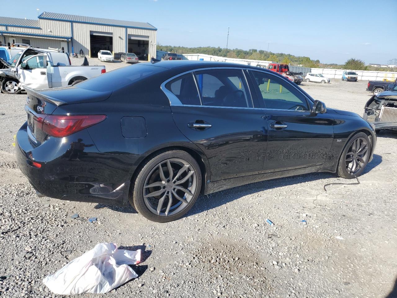 INFINITI Q50 PREMIUM