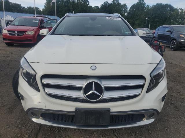 2016 MERCEDES-BENZ GLA 250 4M - WDCTG4GB0GJ213939