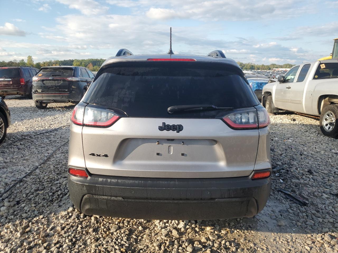 JEEP GRAND CHEROKEE LATITUDE PLUS