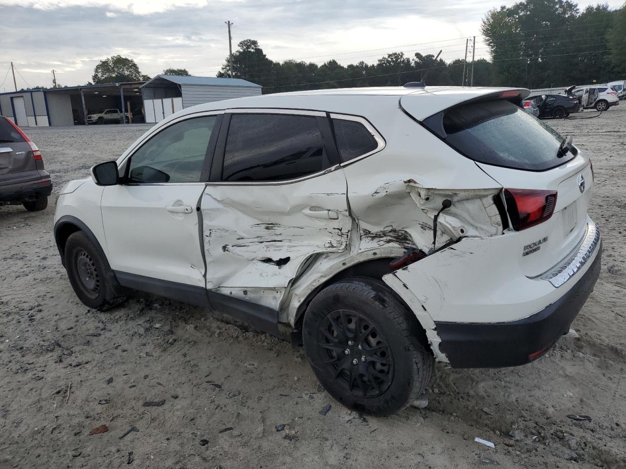 NISSAN ROGUE SPORT S