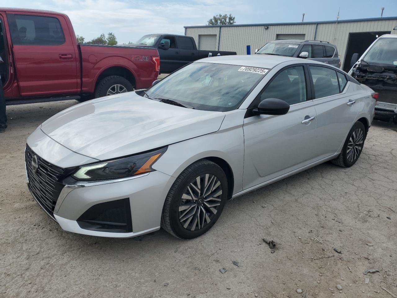 NISSAN ALTIMA SV
