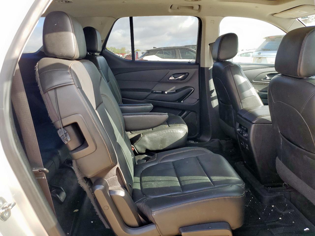 CHEVROLET TRAVERSE PREMIER