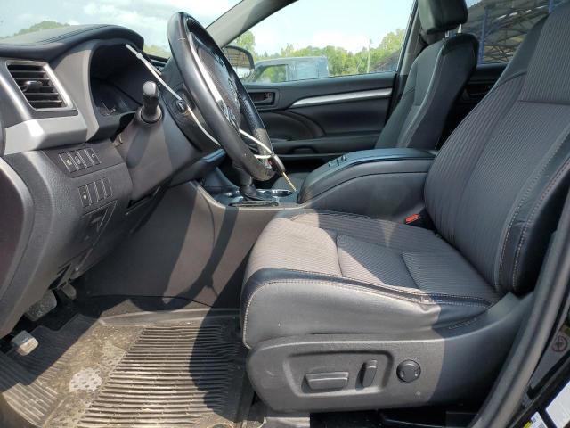 2018 TOYOTA HIGHLANDER LE 5TDBZRFH0JS870054