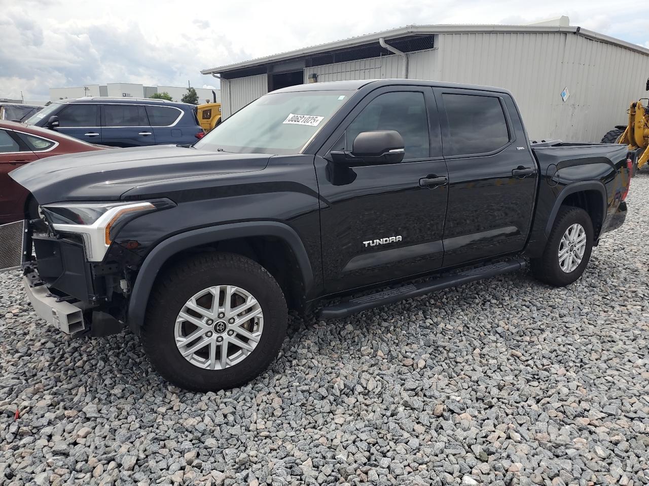 TOYOTA TUNDRA CREWMAX SR