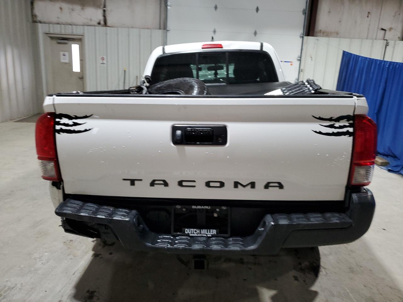 Lot #3312319777 2017 TOYOTA TACOMA ACC