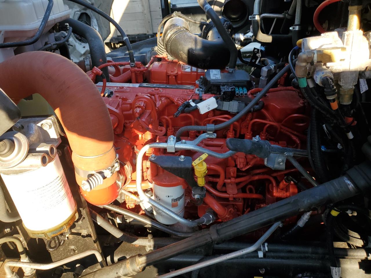 Lot #3234793408 2025 HINO HINO L6