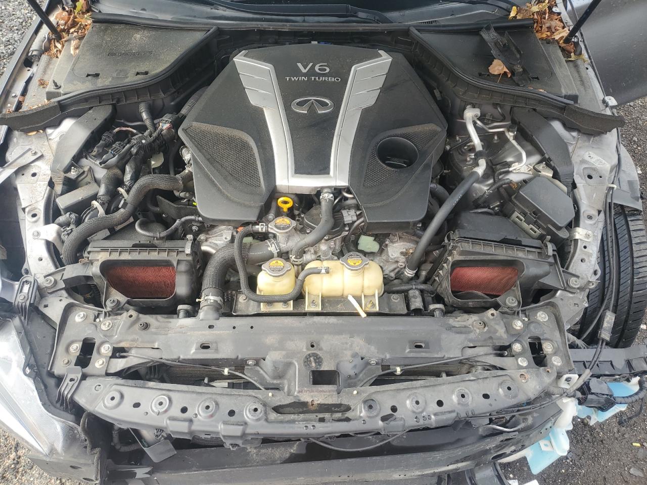 INFINITI Q50 RED SPORT 400