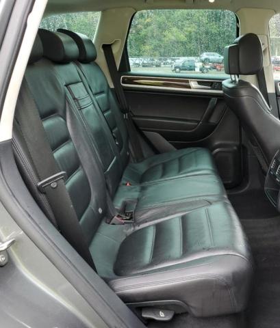 2016 VOLKSWAGEN TOUAREG SP WVGEF9BP0GD010643