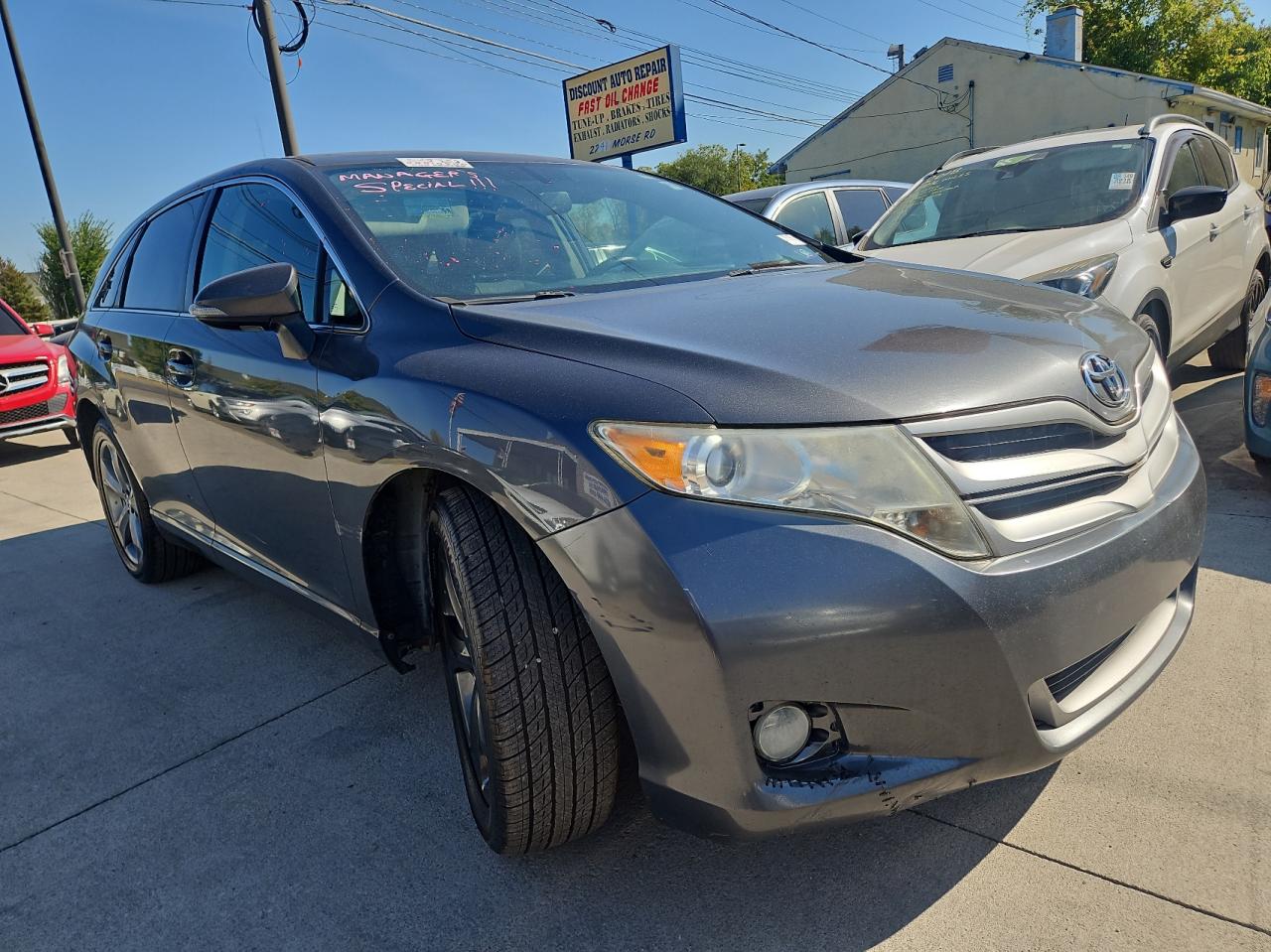 TOYOTA VENZA LE