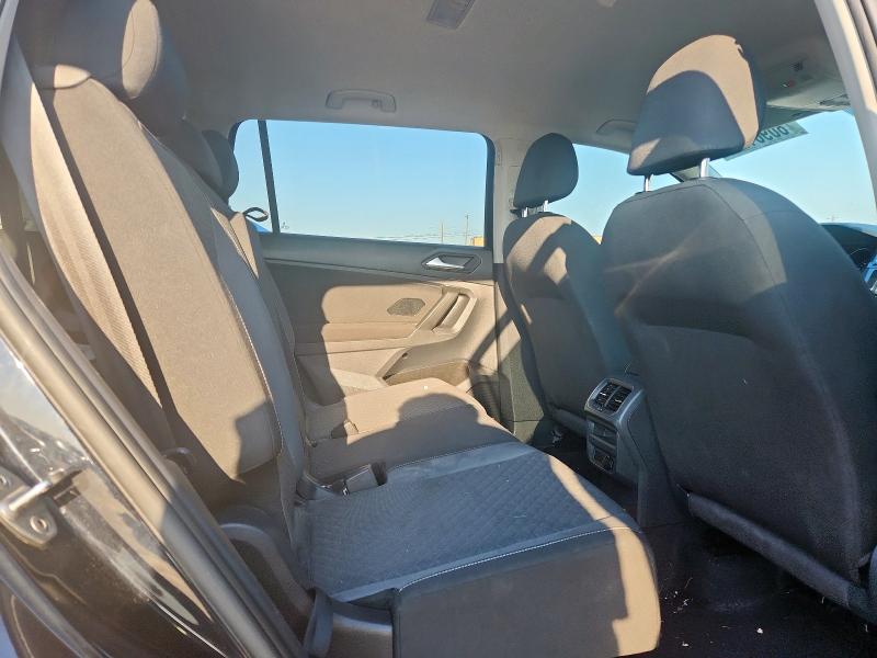 2021 VOLKSWAGEN TIGUAN S 3VV1B7AX3MM075136