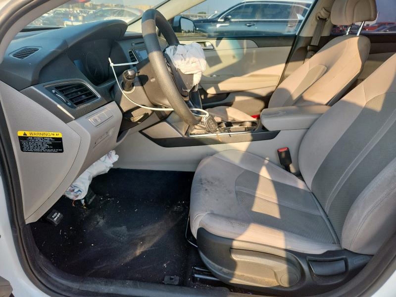 2017 HYUNDAI SONATA SE 5NPE24AF9HH558017