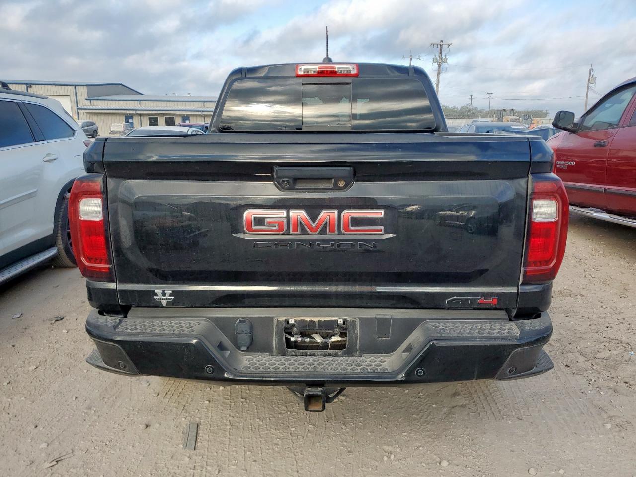 GMC CANYON AT4