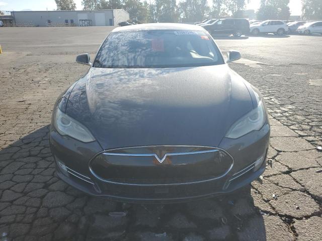 2015 TESLA MODEL S 85 5YJSA1H13FFP73435