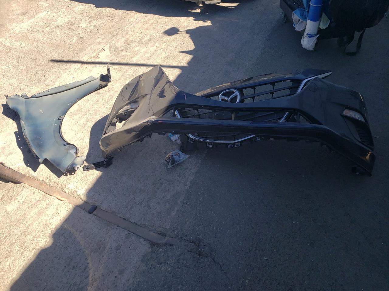 MAZDA 3 GRAND TOURING