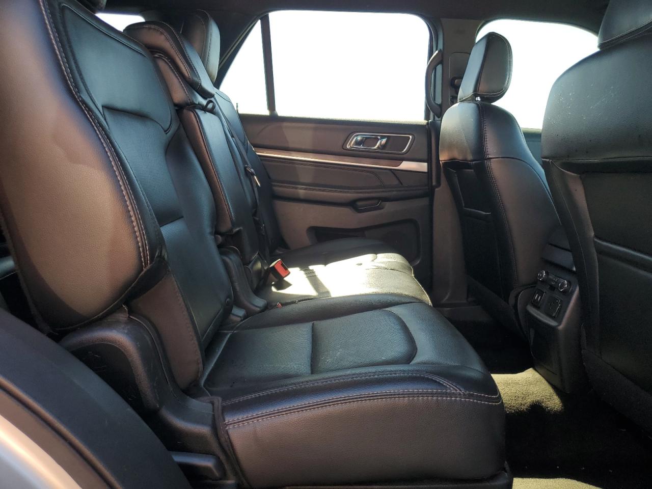 FORD EXPLORER LIMITED