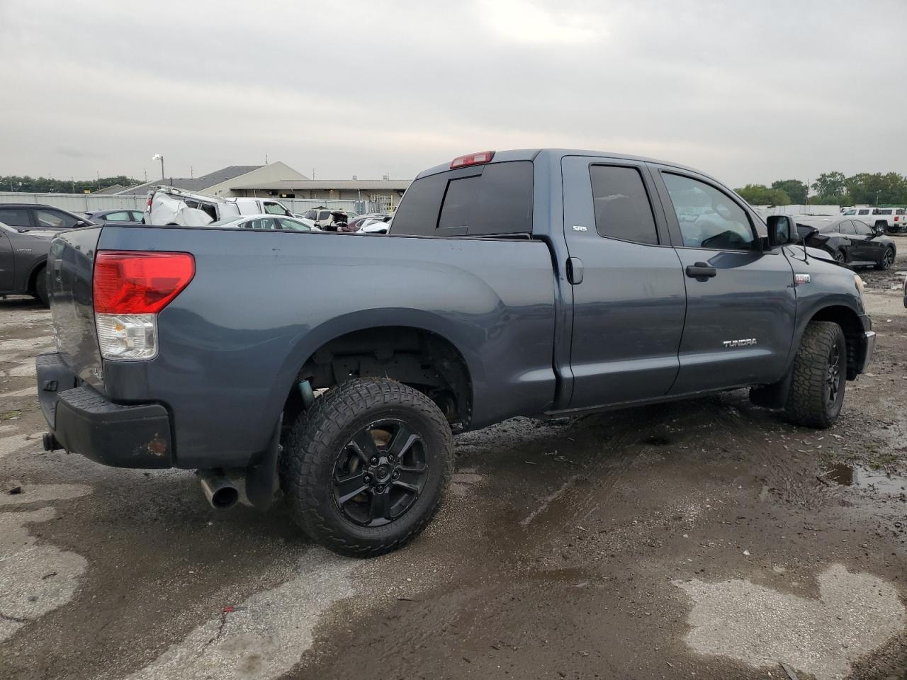 TOYOTA TUNDRA DOUBLE CAB SR5