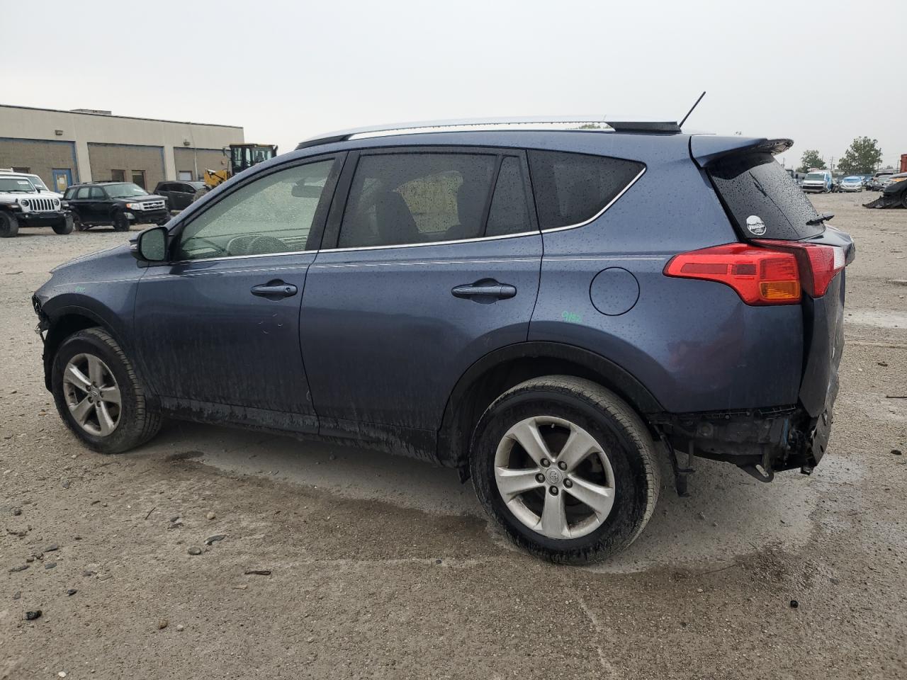 TOYOTA RAV4 XLE