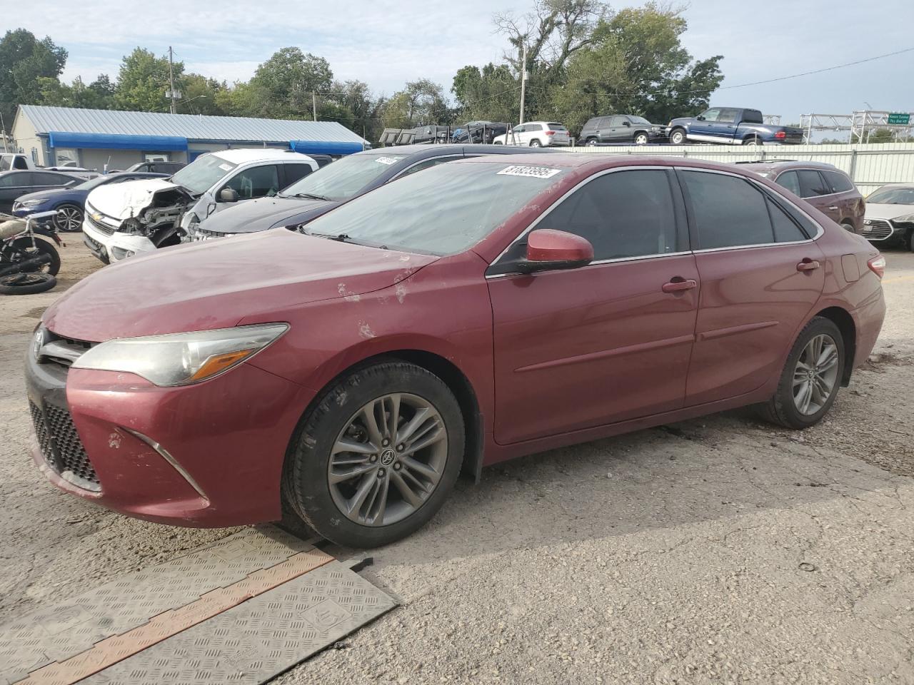 TOYOTA CAMRY LE