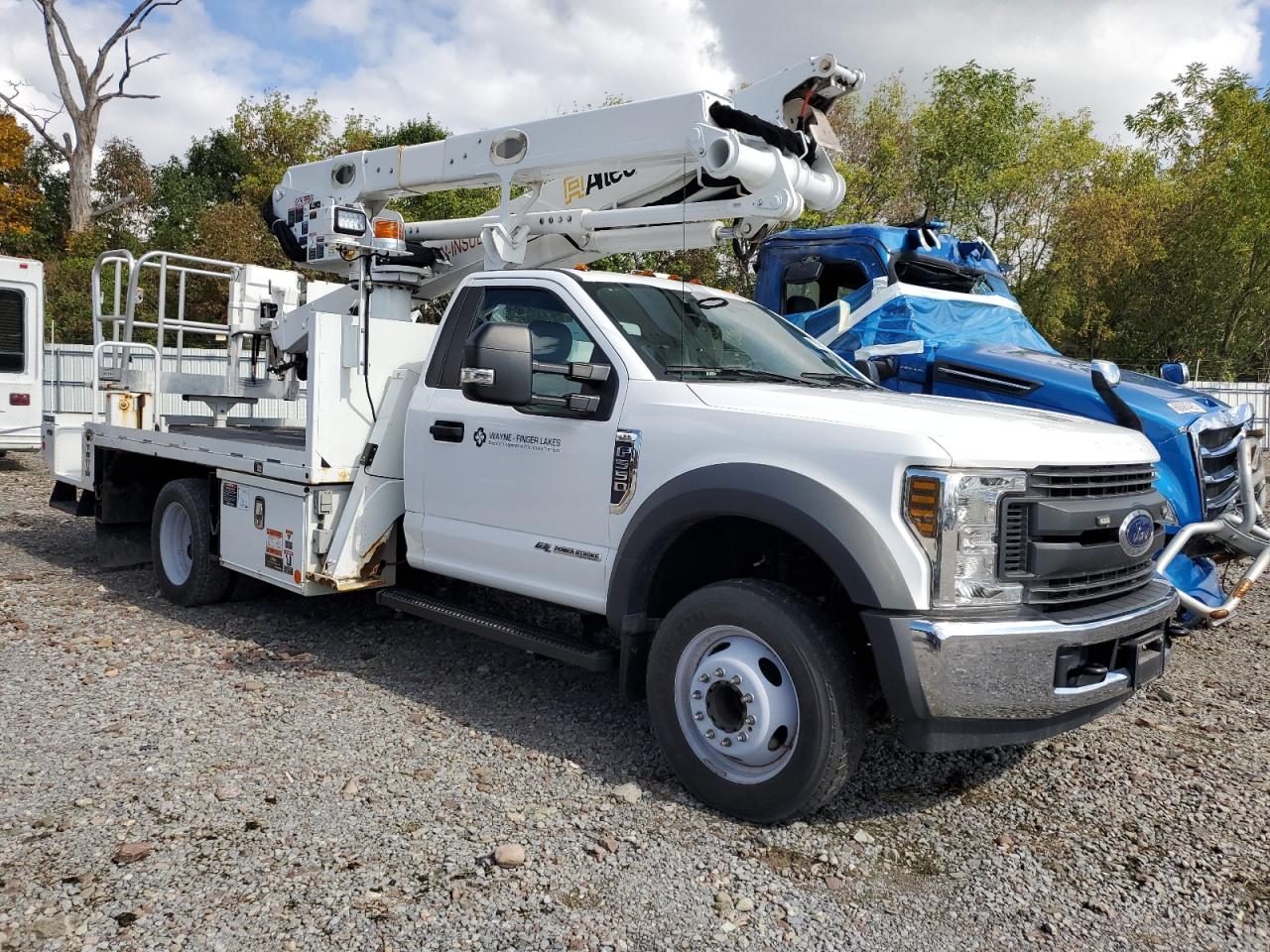 FORD F-550 SUPER DUTY