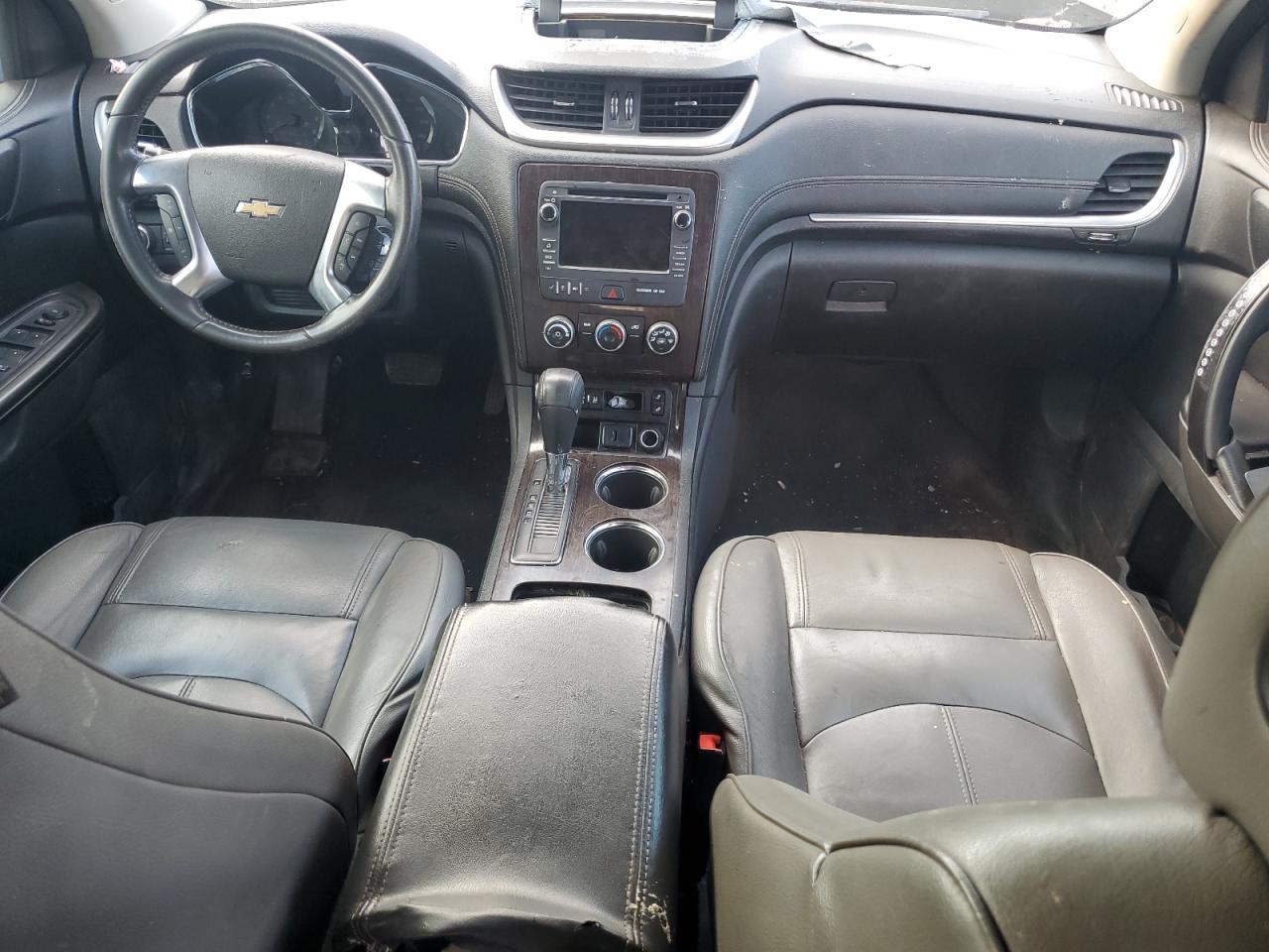 CHEVROLET TRAVERSE LT