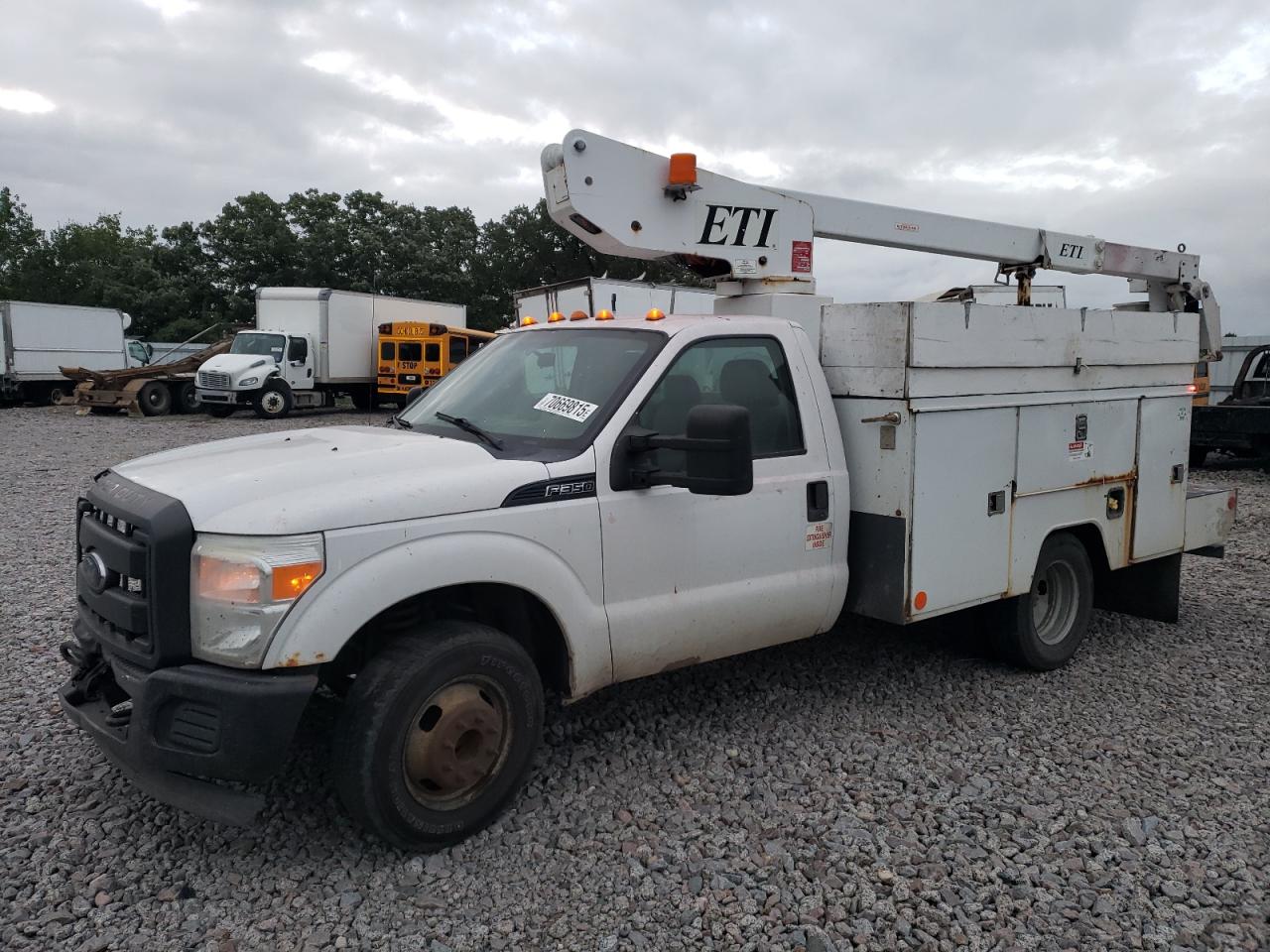 FORD F-350 SUPER DUTY