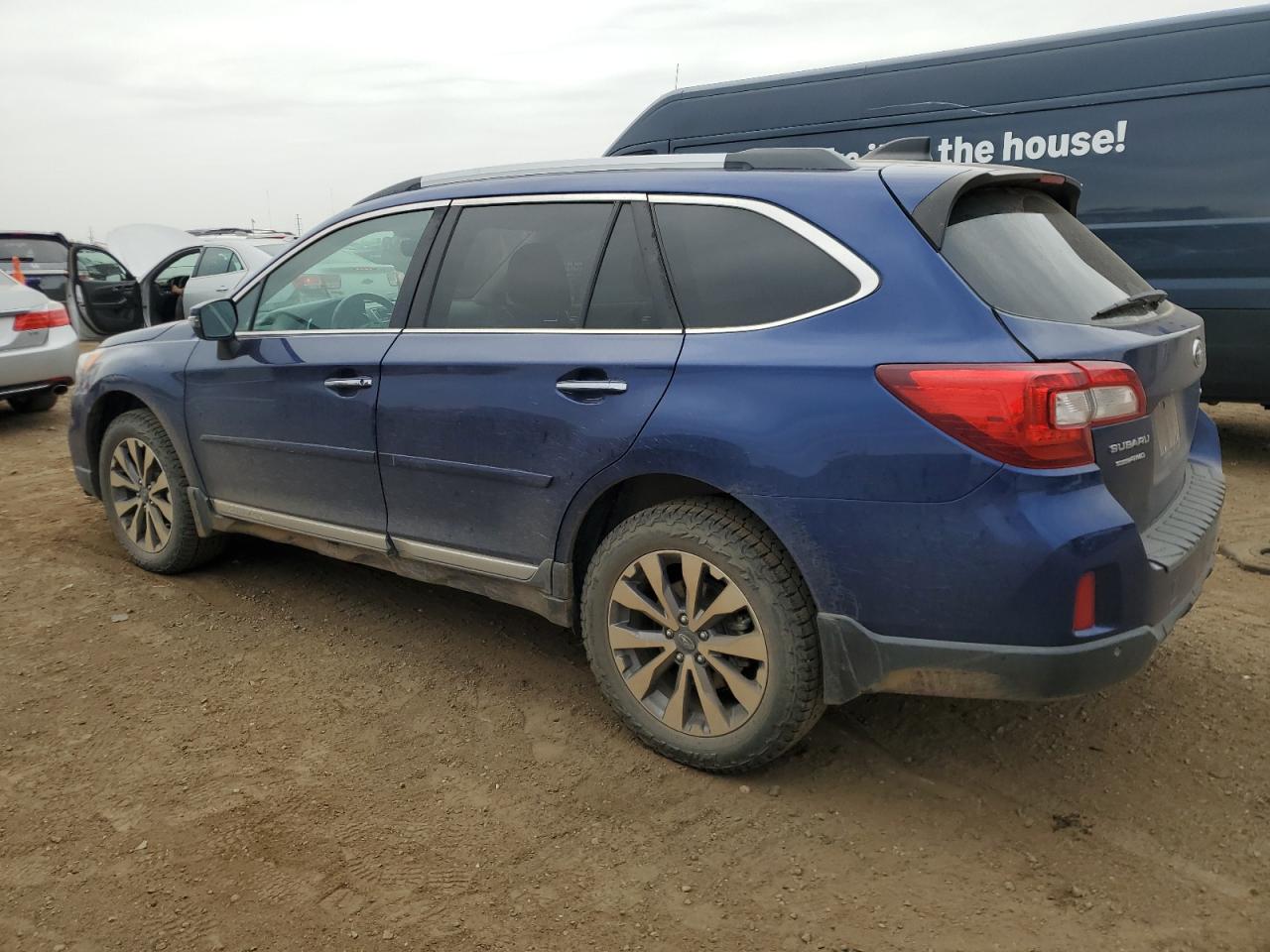 SUBARU OUTBACK TOURING