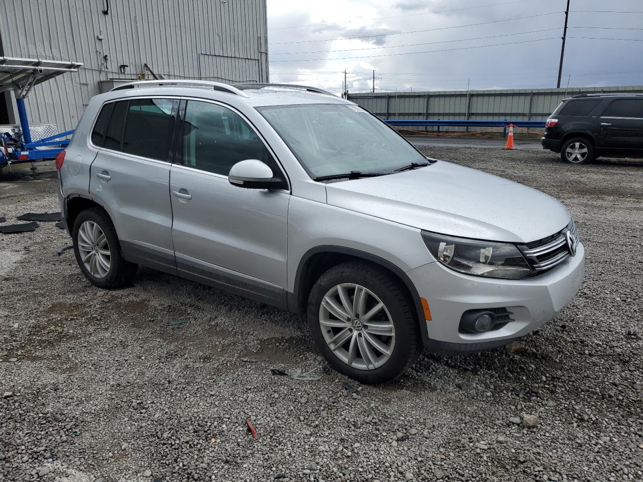 VOLKSWAGEN TIGUAN S