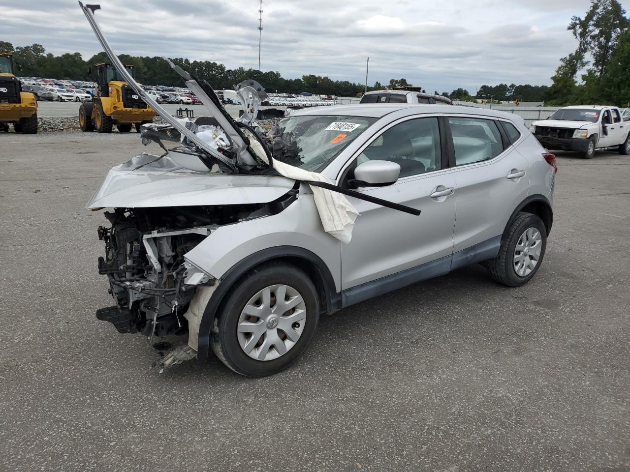 NISSAN ROGUE SPORT S