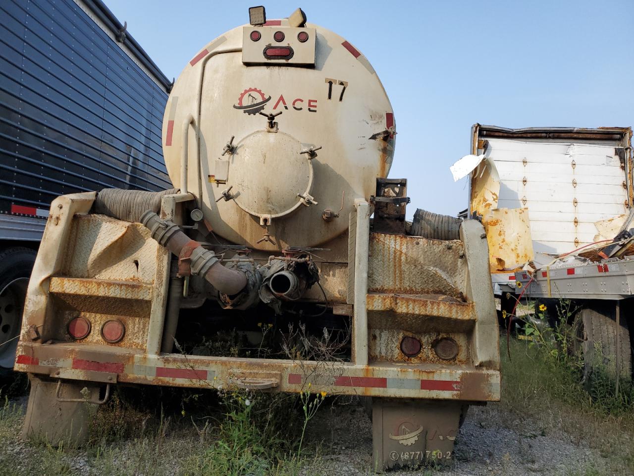 Lot #3281840488 2020 TANKER TANKER