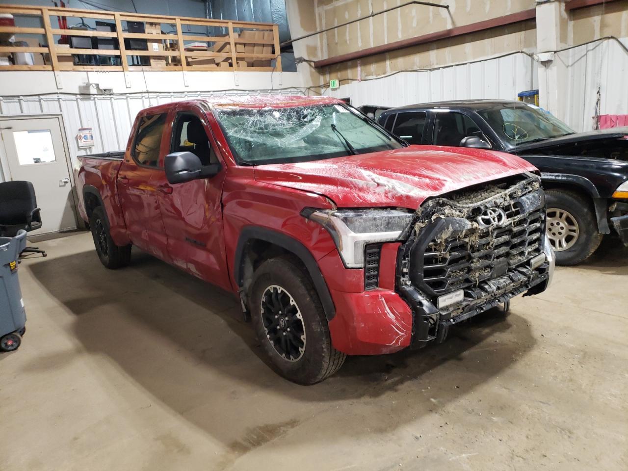 TOYOTA TUNDRA CREWMAX SR5