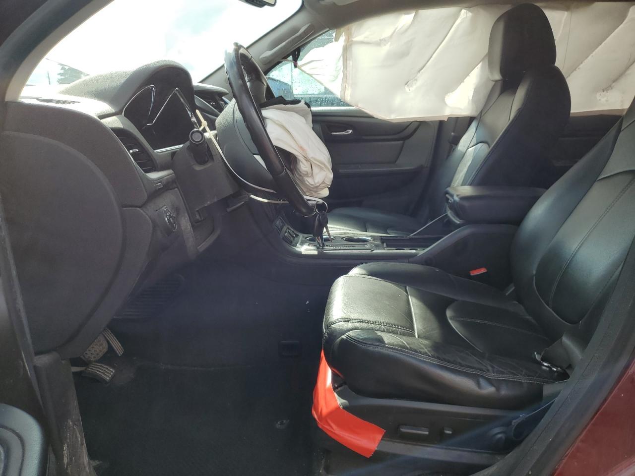 CHEVROLET TRAVERSE LT