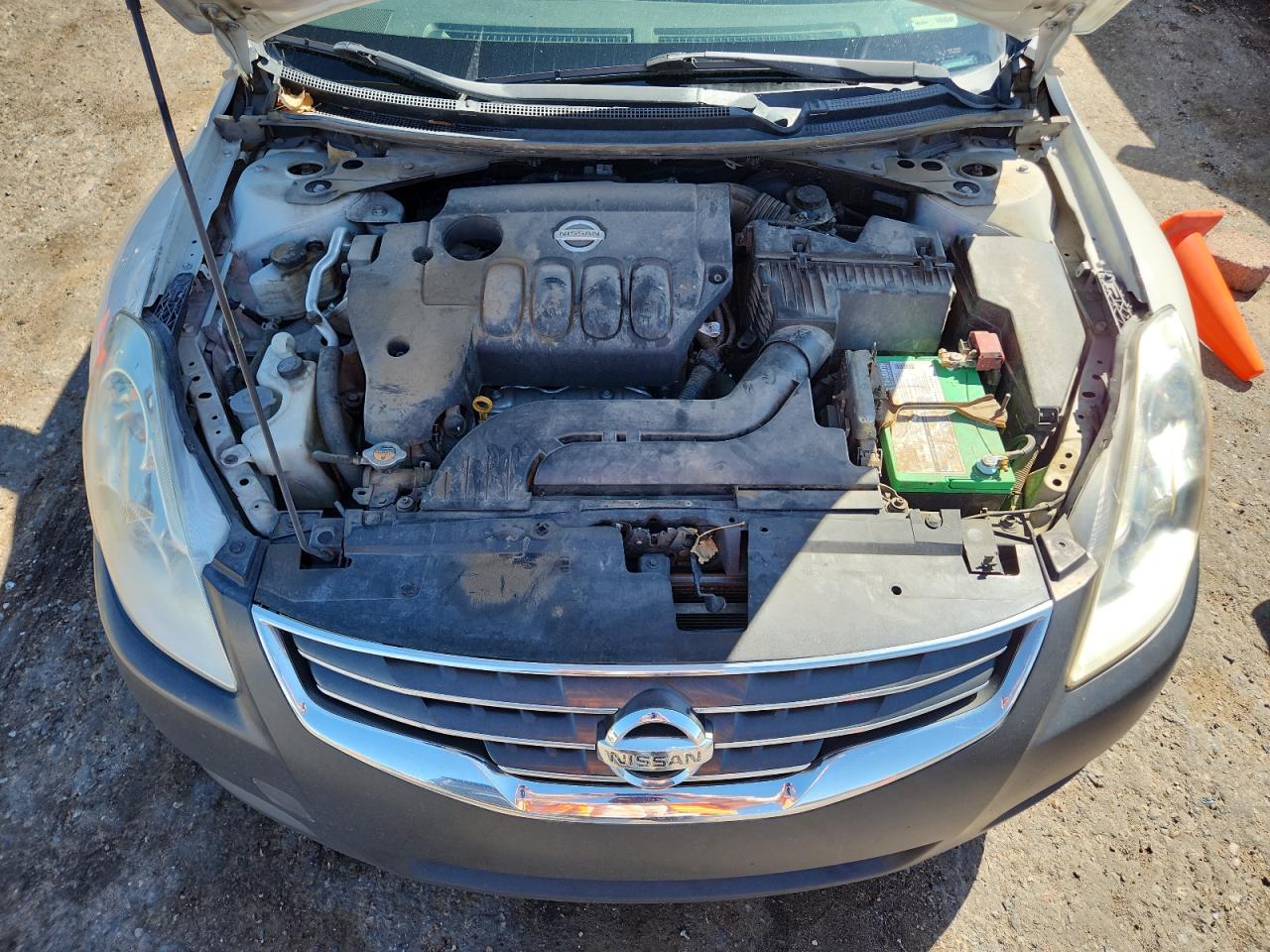 NISSAN ALTIMA BASE
