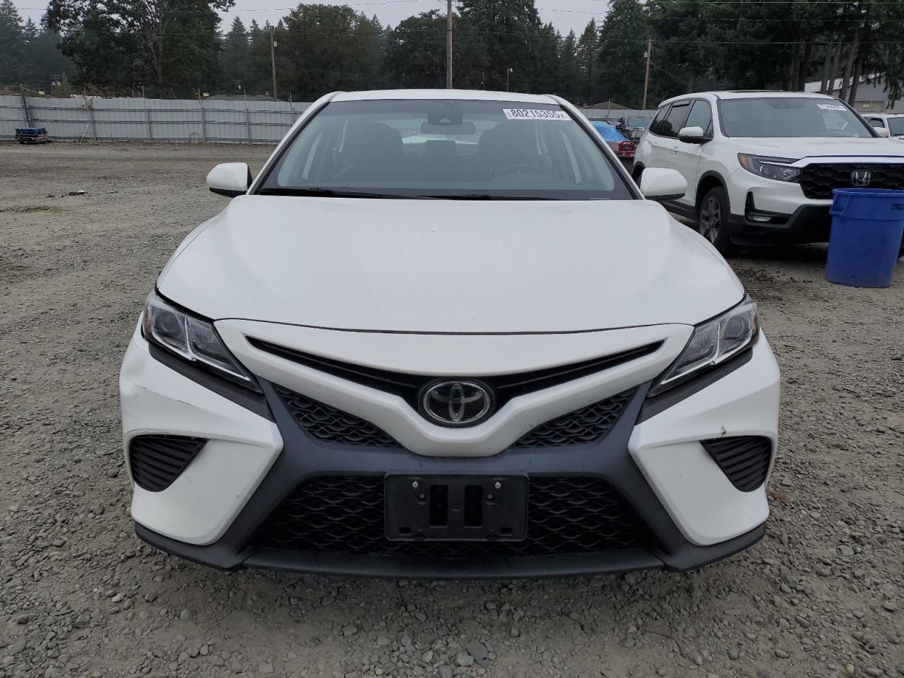 TOYOTA CAMRY SE