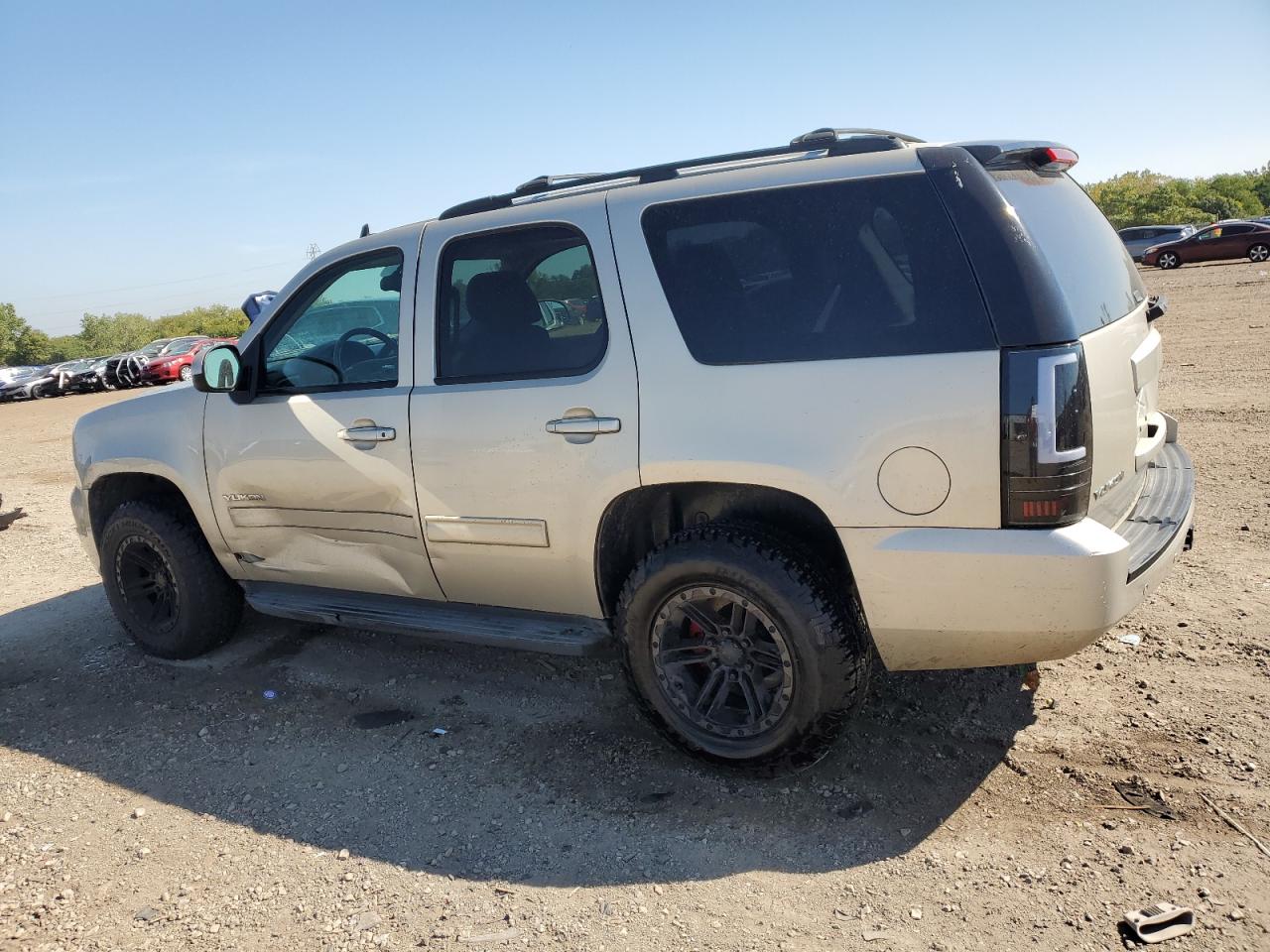 GMC YUKON SLT