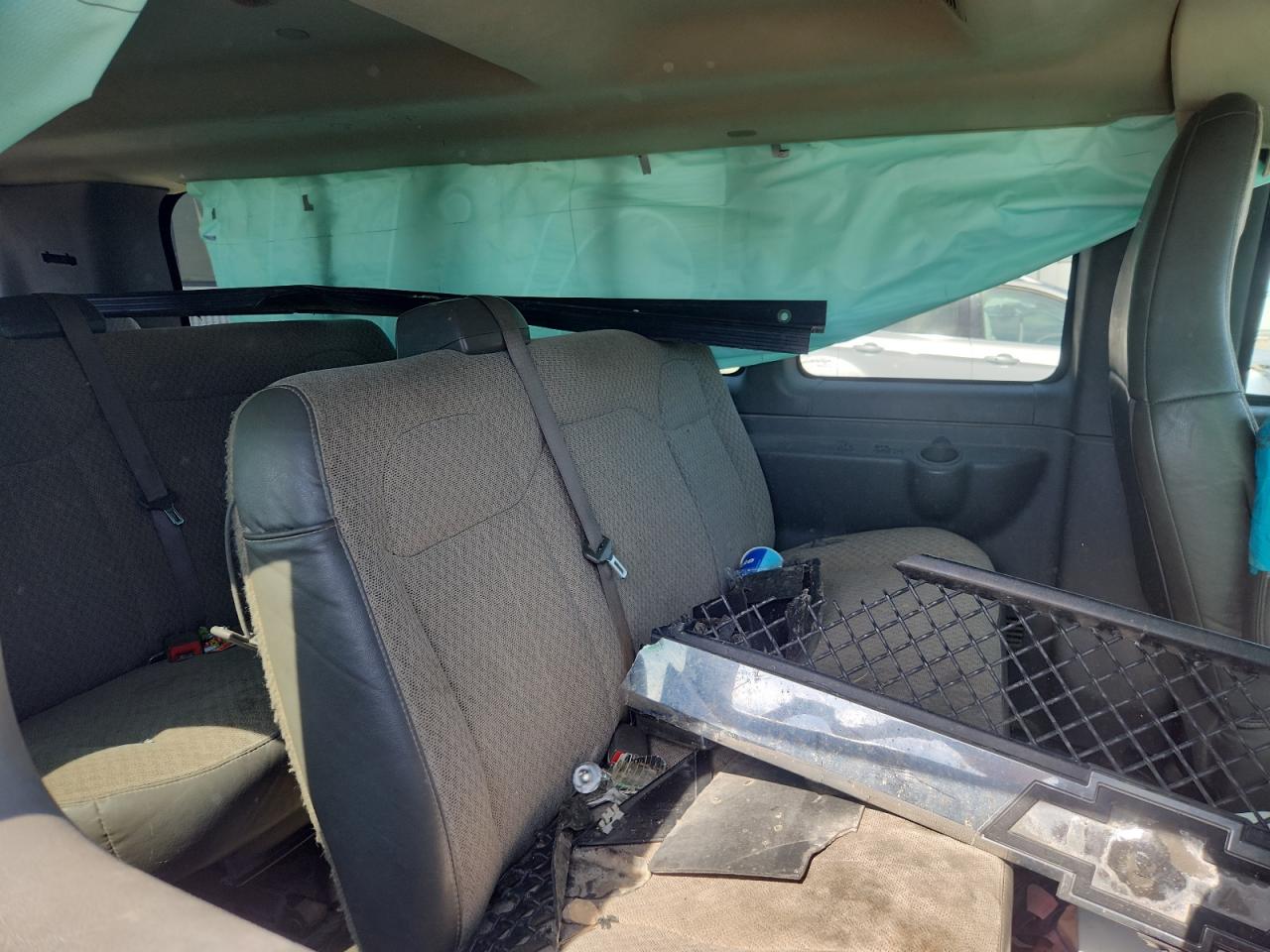 CHEVROLET EXPRESS LT