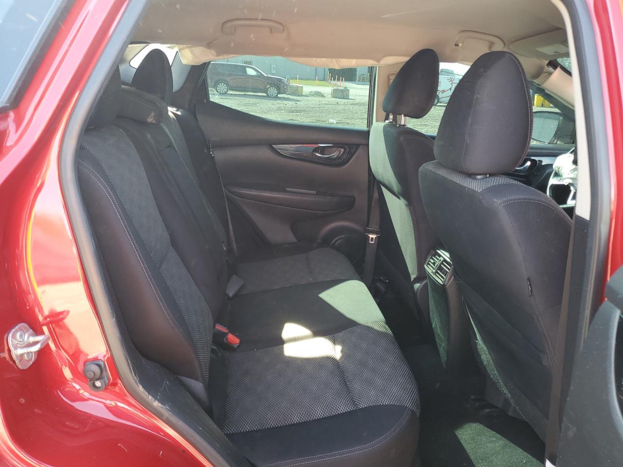 NISSAN ROGUE SPORT S