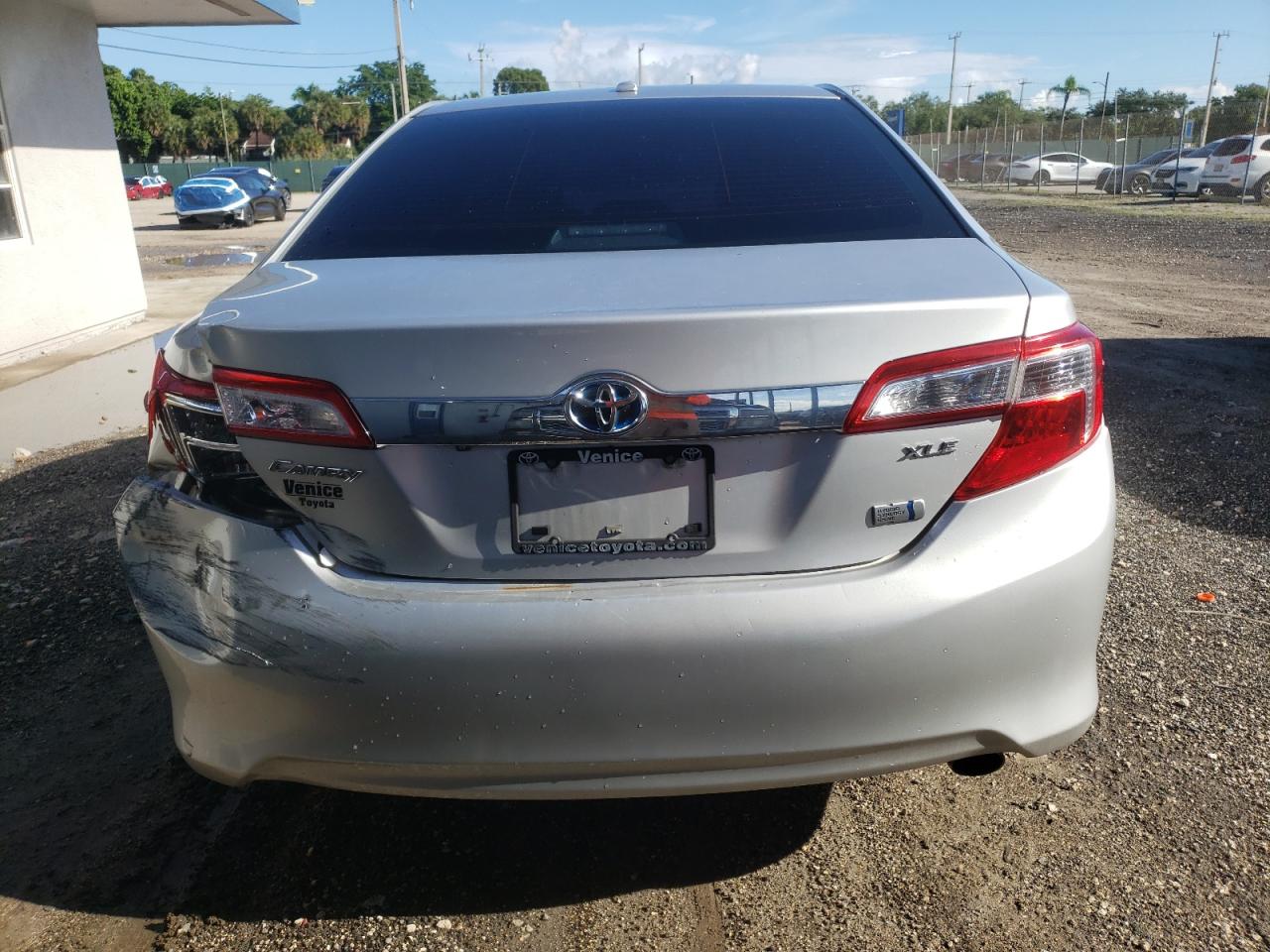 TOYOTA CAMRY HYBRID